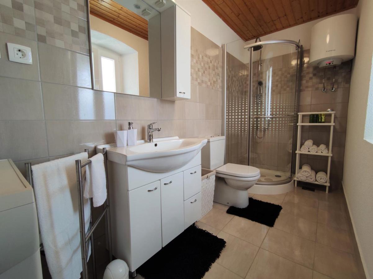 Apartman Josip Garica ภายนอก รูปภาพ