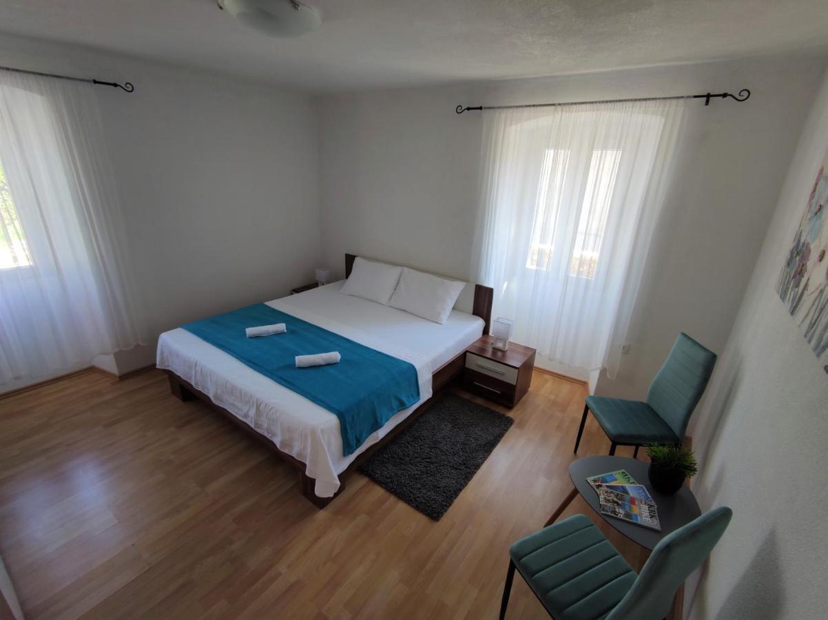 Apartman Josip Garica ภายนอก รูปภาพ